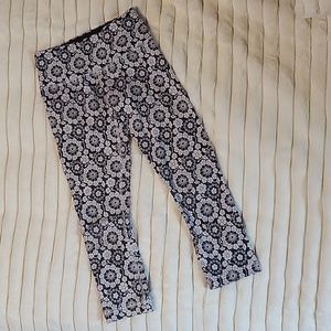 Size 2 Lululemon capris